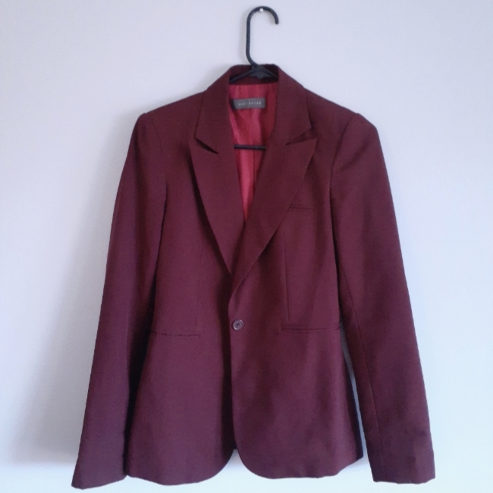 Burgundy blazer size XS
